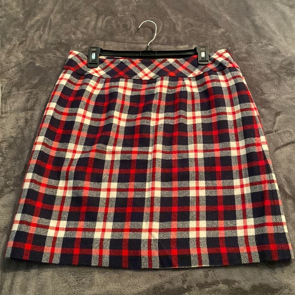Dresses & Skirts - Get ready to fall in love with this Talbots skirt. Size 10.